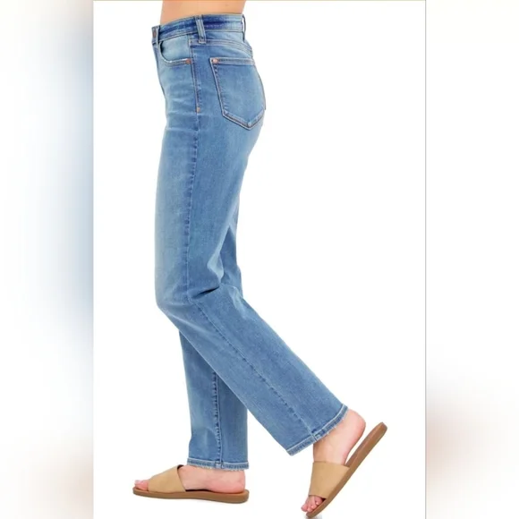Judy Blue High Rise Classic Straight Fit Jeans No Distressing Regular Plus NEW - Picture 7 of 16